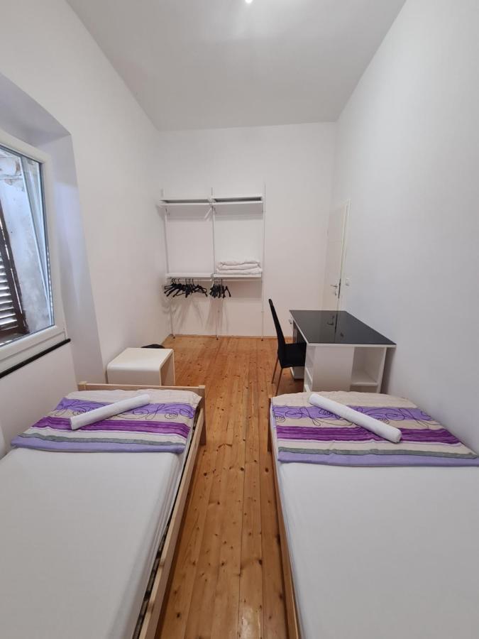 Appartamento House For Rent Capodistria Esterno foto